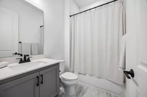 Bath - 4051 Freeman Way, Prosper, TX 75078 photo 4 of 5