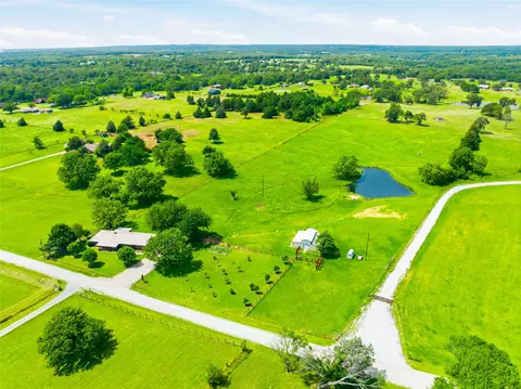 235 Magnus Rd, Denison, TX 75021