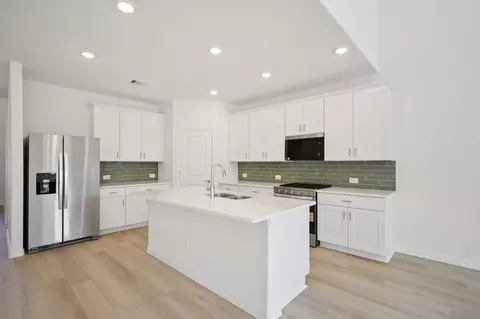 2412 Nicole Dr, Denton, TX 76208