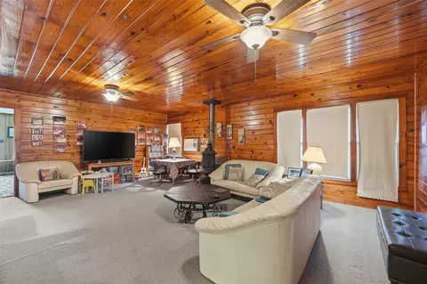 186 Waterview Dr, Whitney, TX 76692
