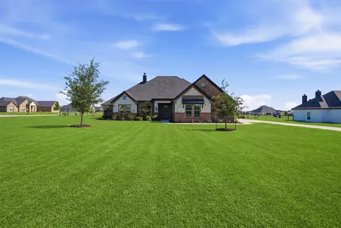 401 Venadito Dr, Godley, TX 76044