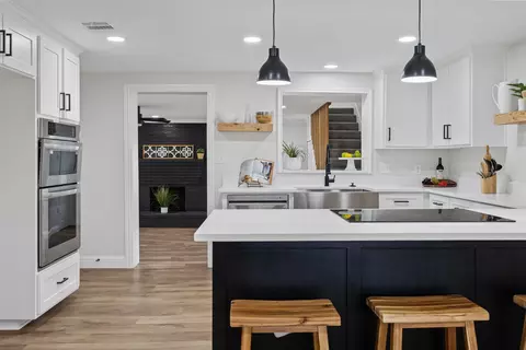 16030 Saint Paul Dr, Caney City, TX 75148