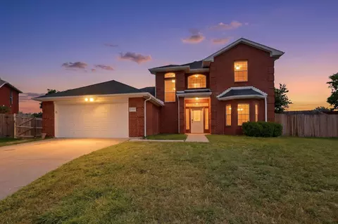 3401 Newgate St, Midlothian, TX 76065