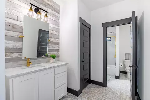 Bath - 3161 Northgate, Celina, TX 75009 photo 6 of 7