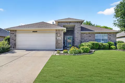 9605 Rosewood Dr, Denton, TX 76207