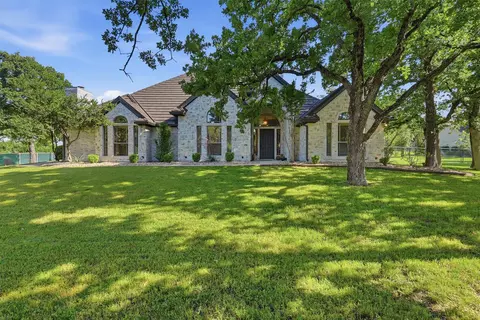 109 Rooster Cogburn Ct, Weatherford, TX 76088