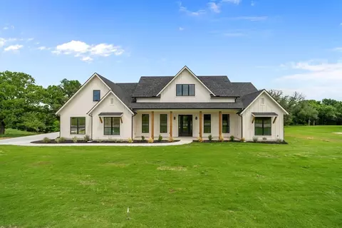 223 Gopher Rd, Weatherford, TX 76088