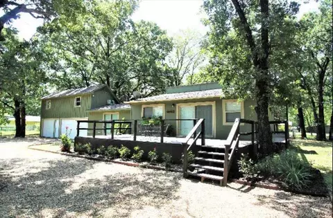 109 Scenic Dr, Mabank, TX 75156