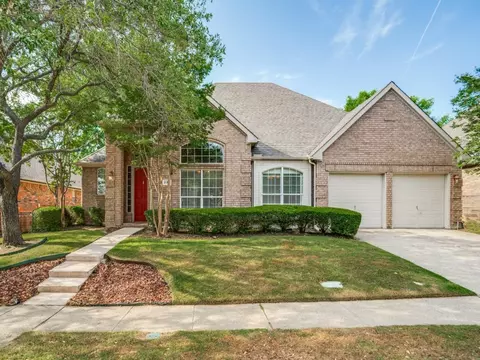 221 S Village Dr, Mckinney, TX 75072