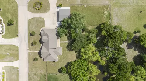 544 Hubbard Cir, Nevada, TX 75173