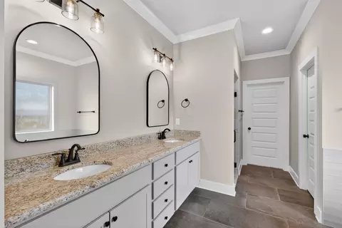 Entry Way - 125 Sitka Loop, Haughton, LA 71037 photo 10 of 11