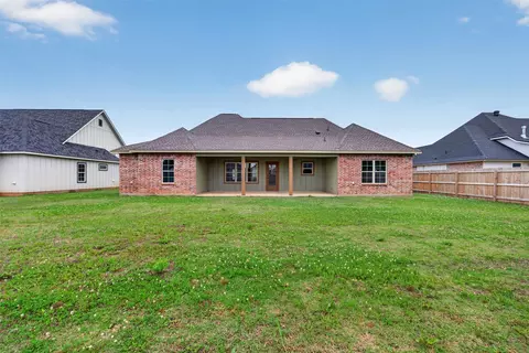 Exterior - 125 Sitka Loop, Haughton, LA 71037 photo 4 of 5