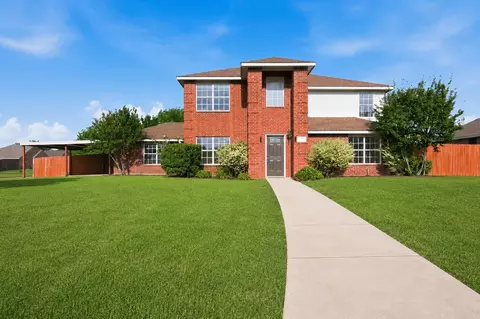 1001 Scenic Dr, Justin, TX 76247