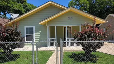 524 W Broadus Ave, Fort Worth, TX 76115