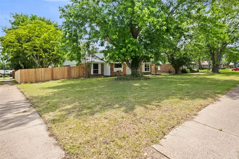 1518 Reisen Dr, Garland, TX 75040