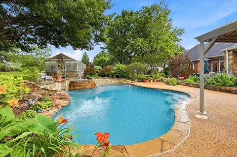 122 Chapel Hill Dr, Double Oak, TX 75077