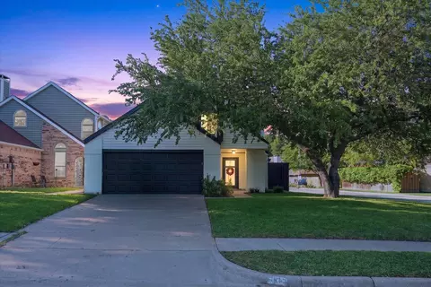 535 Briarcliff Dr, Garland, TX 75043