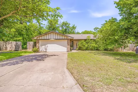 1411 Melissa Dr, Stephenville, TX 76401