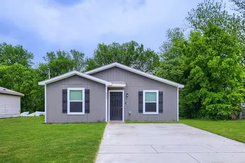 903 Olive St, Waco, TX 76704