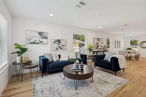 201 Conrad St, Dallas, TX 75224