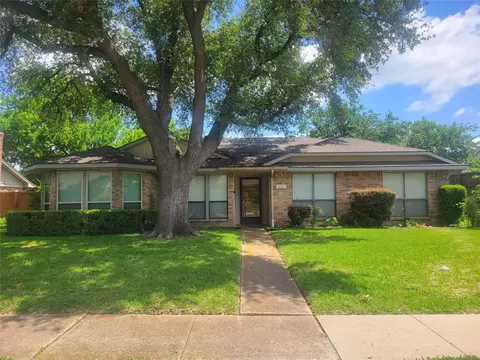 630 Country View Ln, Garland, TX 75043