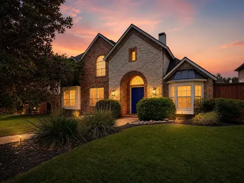 4437 Lone Tree Dr, Plano, TX 75093