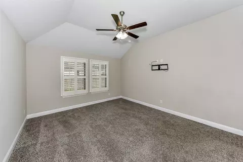Bedroom - 933 E 5th St, Springtown, TX 76082 photo 3 of 5