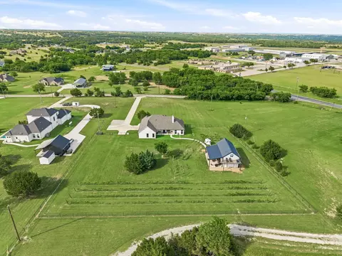 103 Old Decatur Rd, Decatur, TX 76234