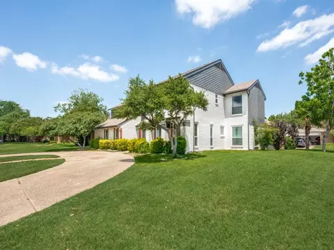 7711 Turnberry Ln, Dallas, TX 75248