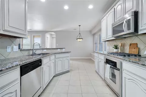 Kitchen - 280 Dave Trl, Prosper, TX 75078 photo 1 of 3