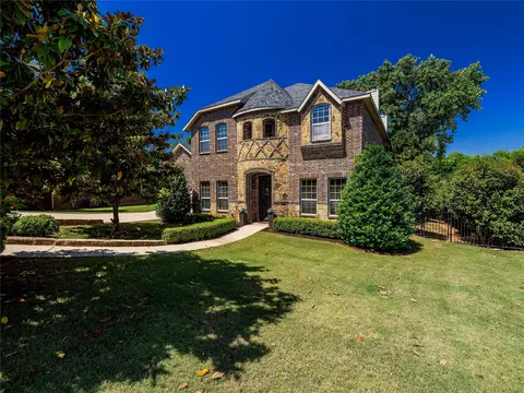 3023 Kiln Dr, Corinth, TX 76210