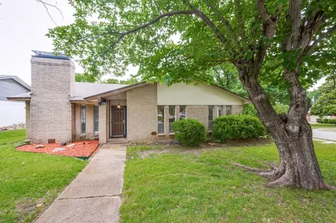 3544 Esplendor Ave, Irving, TX 75062