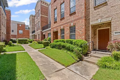 15759 Seabolt Pl #44, Addison, TX 75001