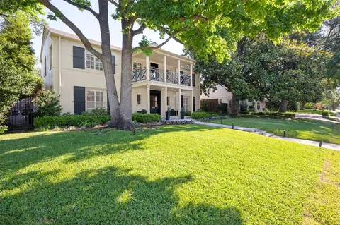 4678 Beverly Dr, Highland Park, TX 75209
