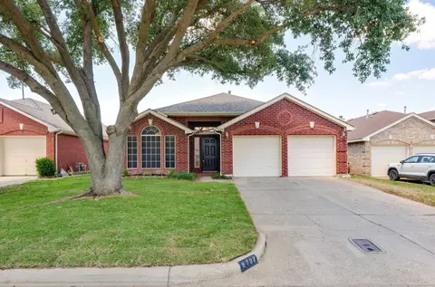 6708 Stockton Dr, Fort Worth, TX 76132