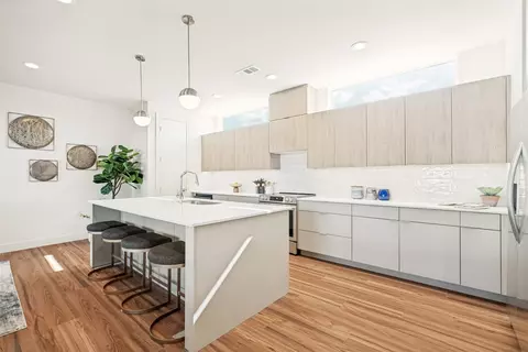 1319 Madrigal Pkwy, Dallas, TX 75206
