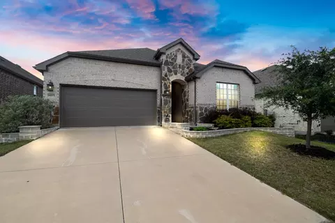 9613 Trailway Dr, Oak Point, TX 75068