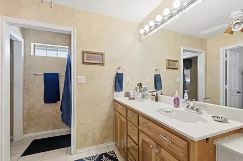 Bath - 6000 Jackson Rd, Krum, TX 76249 photo 1 of 3