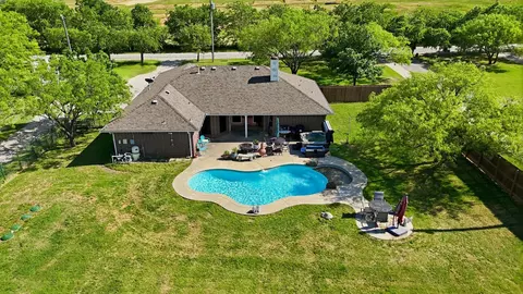 View/Area - 6000 Jackson Rd, Krum, TX 76249 photo 1 of 6