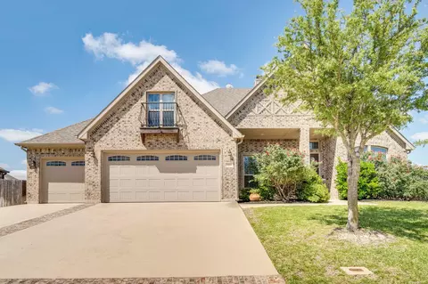 3205 Meadow Ridge Dr, Midlothian, TX 76065
