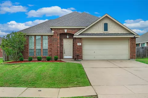 813 Cutting Horse Dr, Mansfield, TX 76063