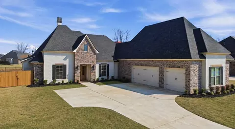 268 Cullom Dr, Bossier City, LA 71112