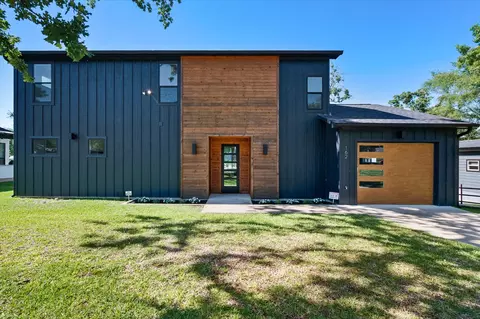 162 Lowe Dr, Mabank, TX 75156