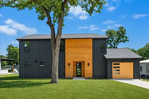162 Lowe Dr, Mabank, TX 75156