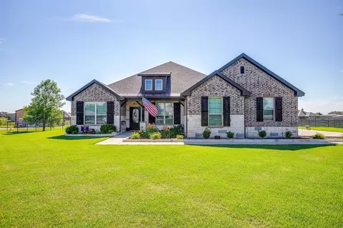 7825 Sagebrush Ln, Godley, TX 76044