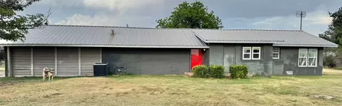 1807 Crowell Hwy, Quanah, TX 79252