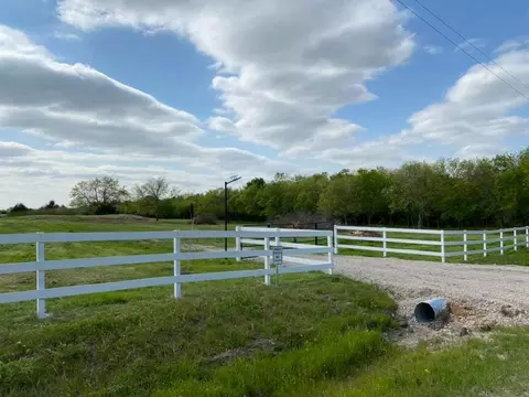5656 County Road 1094, Celeste, TX 75423 photo 14