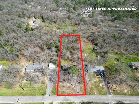 17256 Countrywood, Lindale, TX 75771