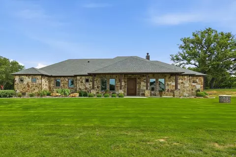 321 Arborview Dr, Weatherford, TX 76088