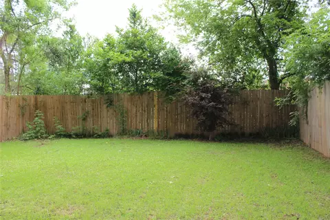 Exterior - 515 Davis St, Minden, LA 71055 photo 17 of 20